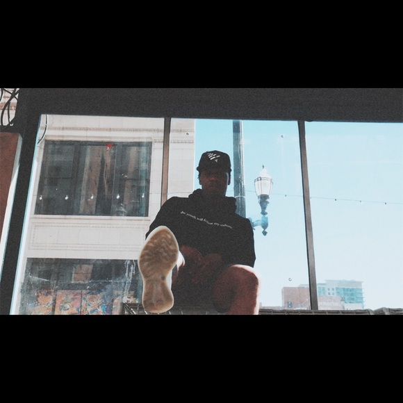 Black printed X-Large hoodie - Picture 4 of 7